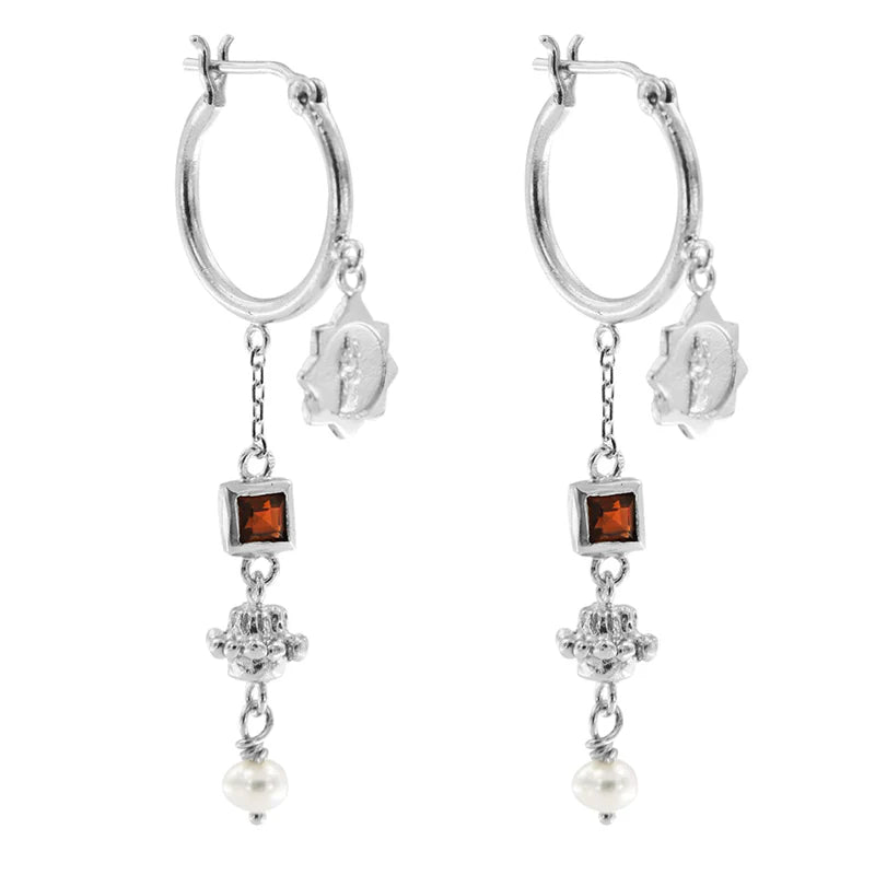 JEANNE EARRINGS WITH GARNET - STERLING SILVER